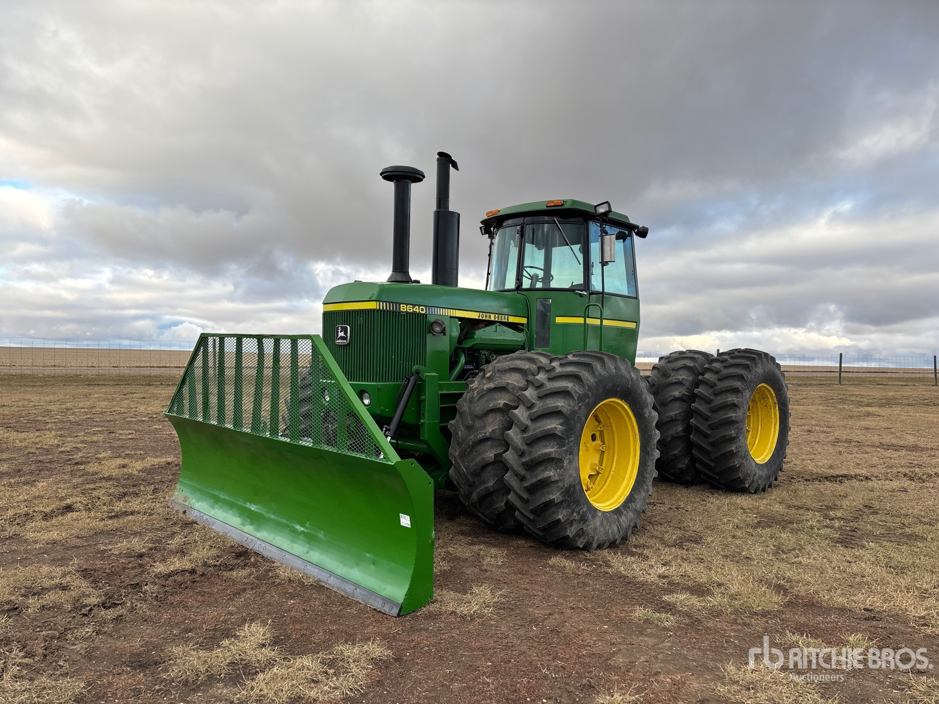 General Appearance with Featured Photo