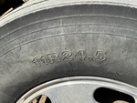 4 Underbody - Truck with 