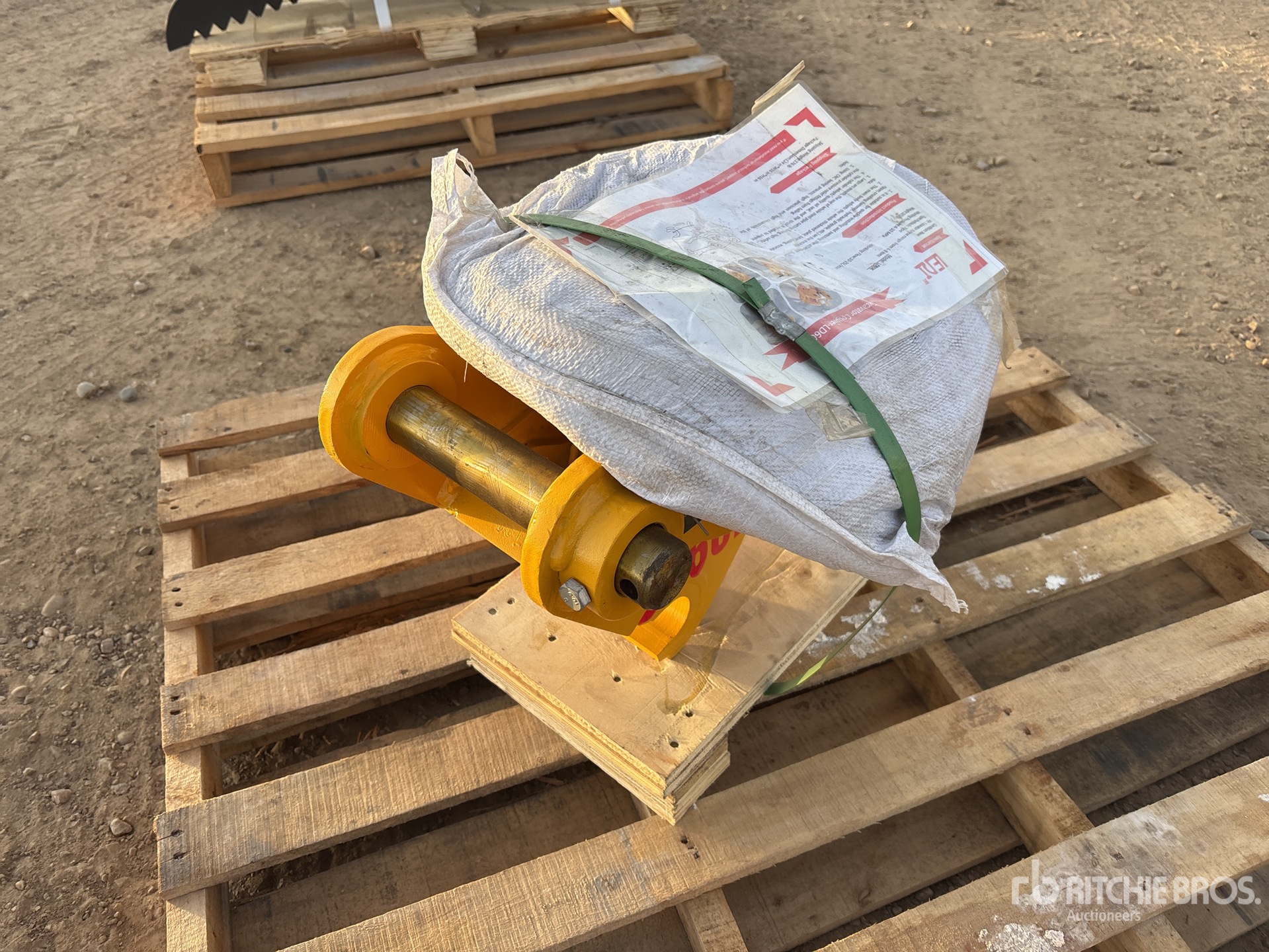 General Appearance with Bild, Ecke hinten links