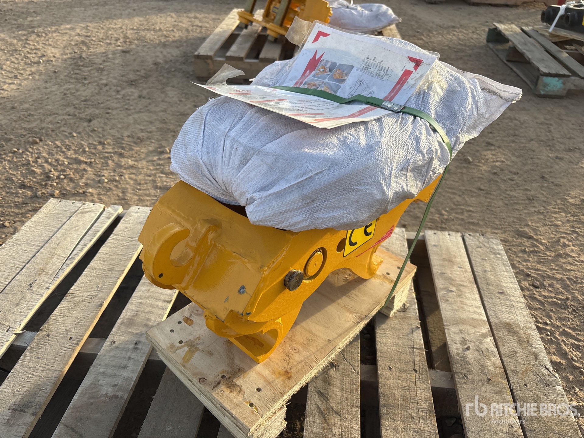 General Appearance with Bild, Ecke hinten rechts