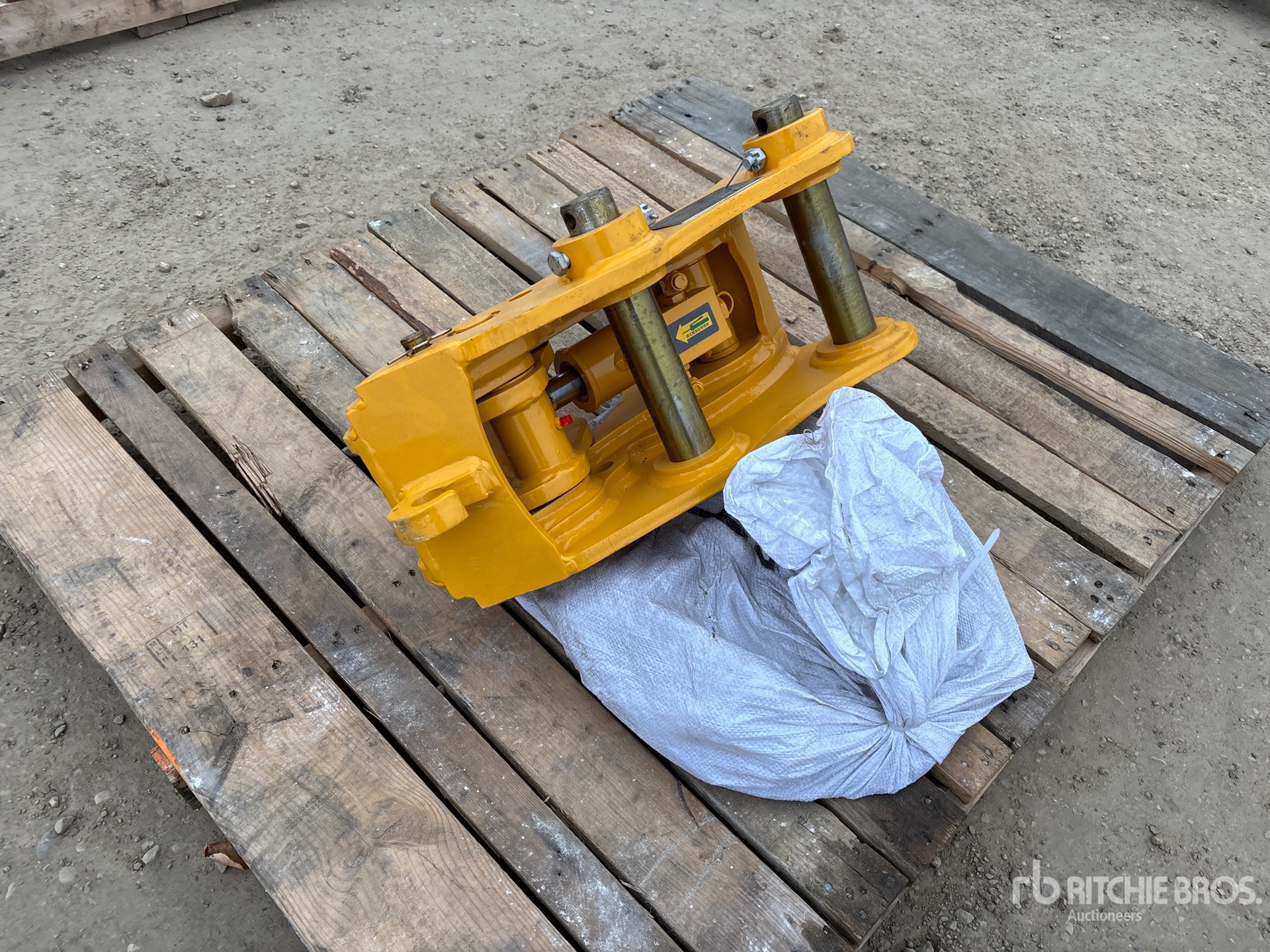 General Appearance with Bild, Ecke hinten rechts