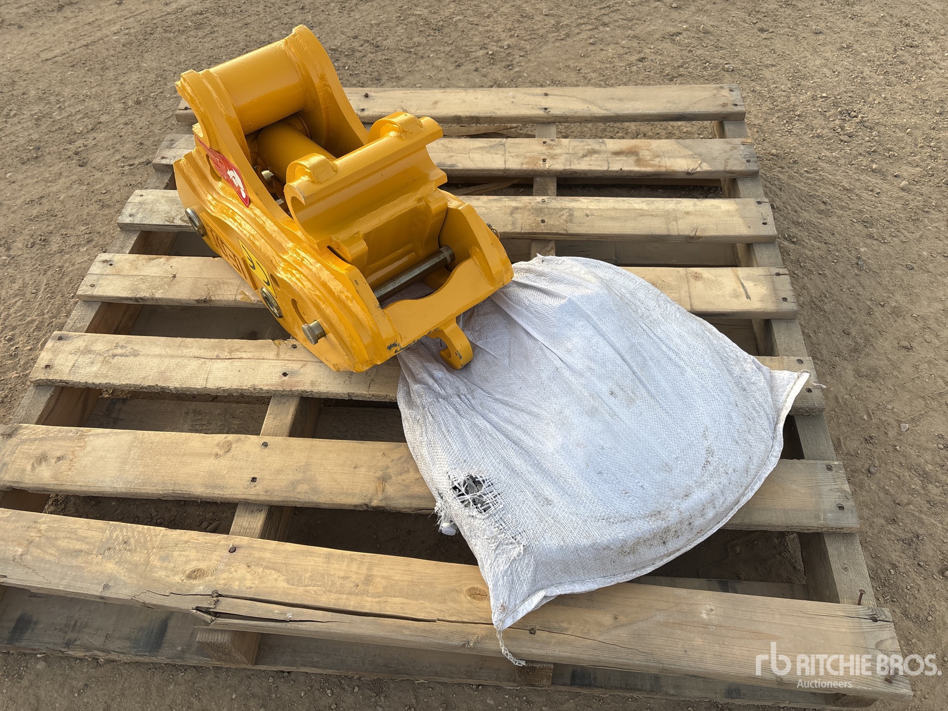 General Appearance with Bild, Ecke hinten rechts