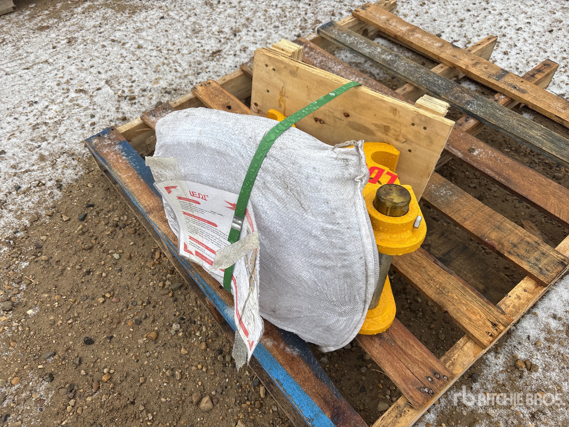 General Appearance with Bild, Ecke hinten rechts