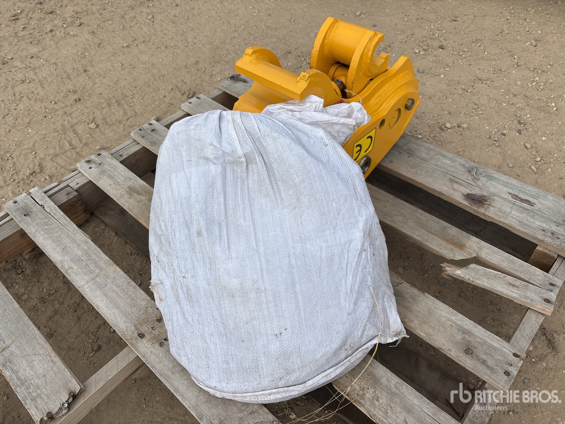 General Appearance with Bild, Ecke hinten rechts