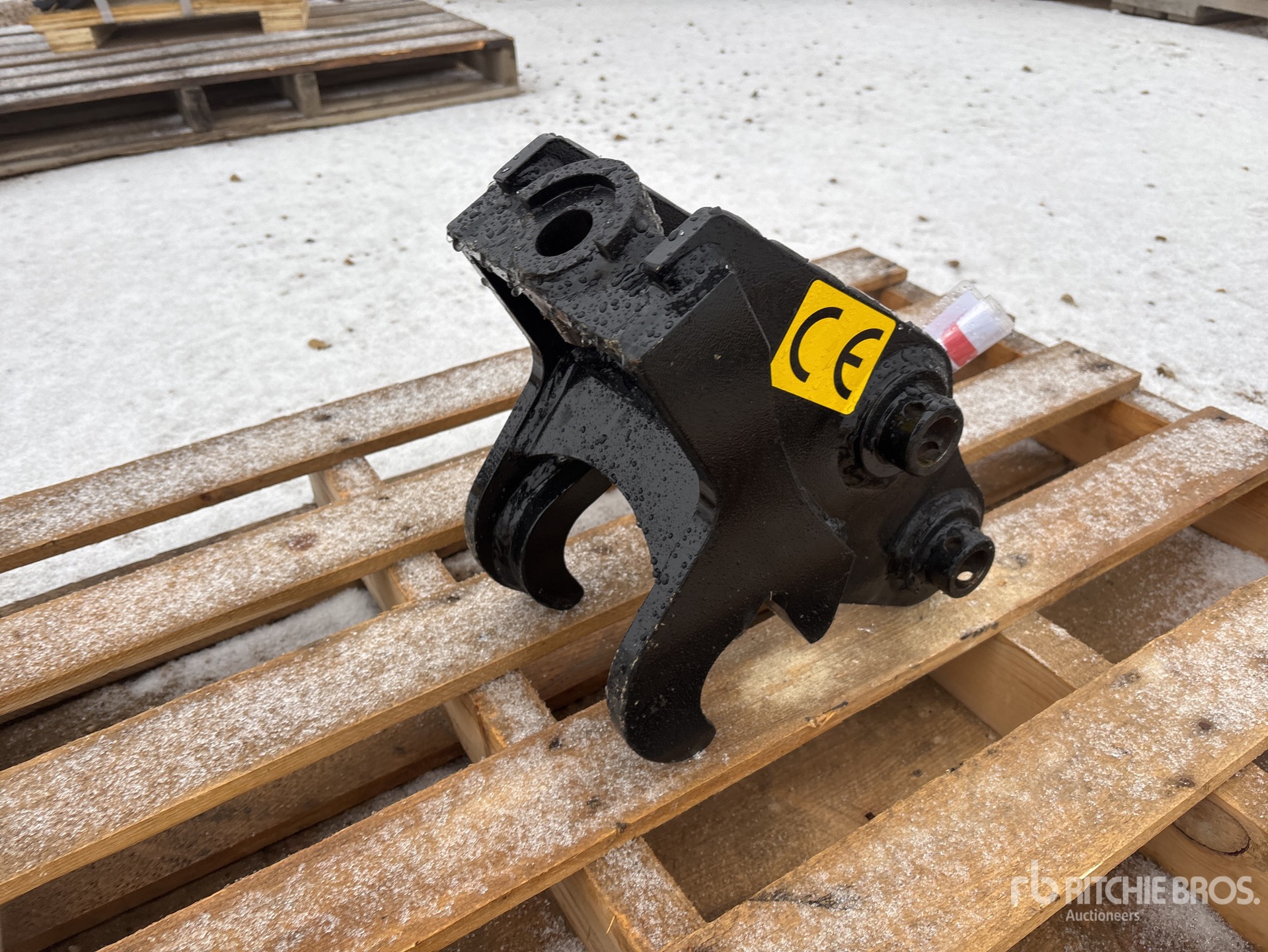 General Appearance with Bild, Ecke vorne rechts