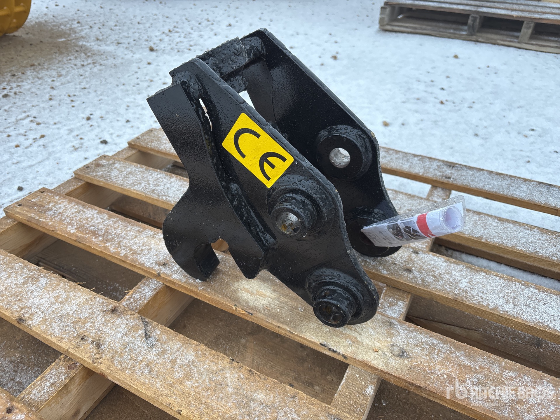 General Appearance with Bild, Ecke vorne links