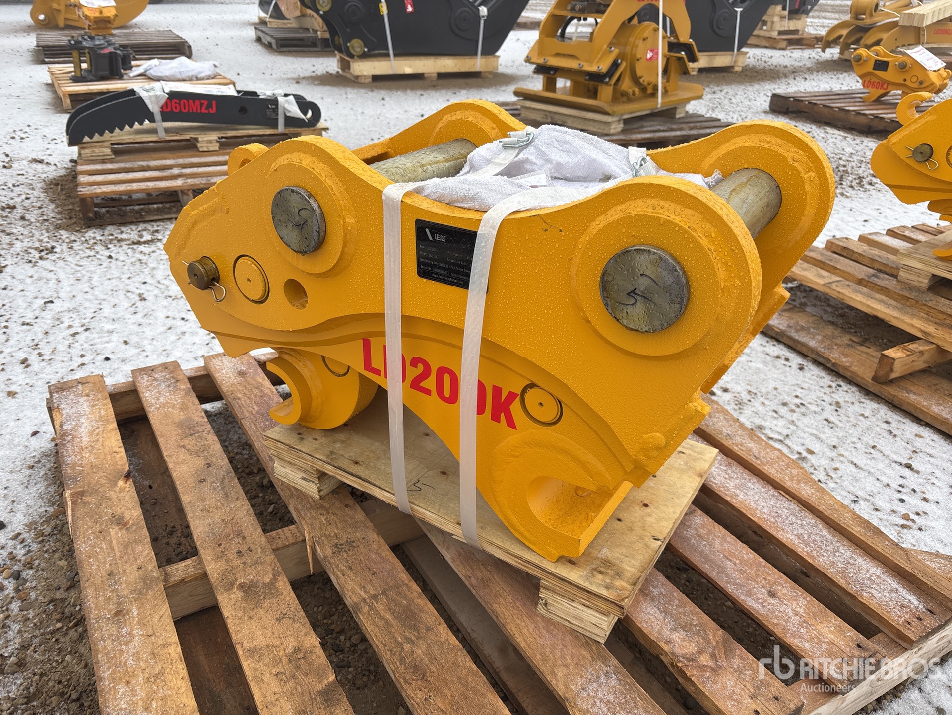 General Appearance with Bild, Ecke hinten links