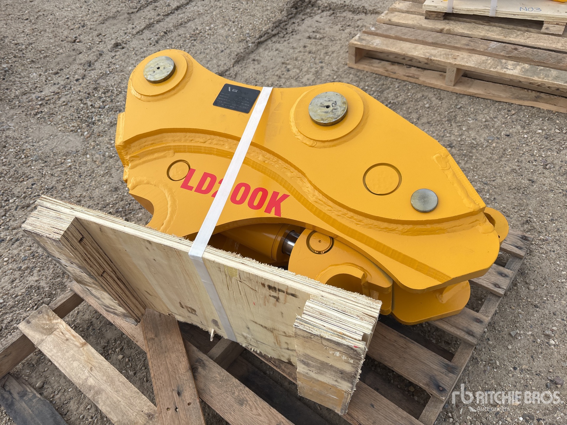 General Appearance with Bild, Ecke vorne links