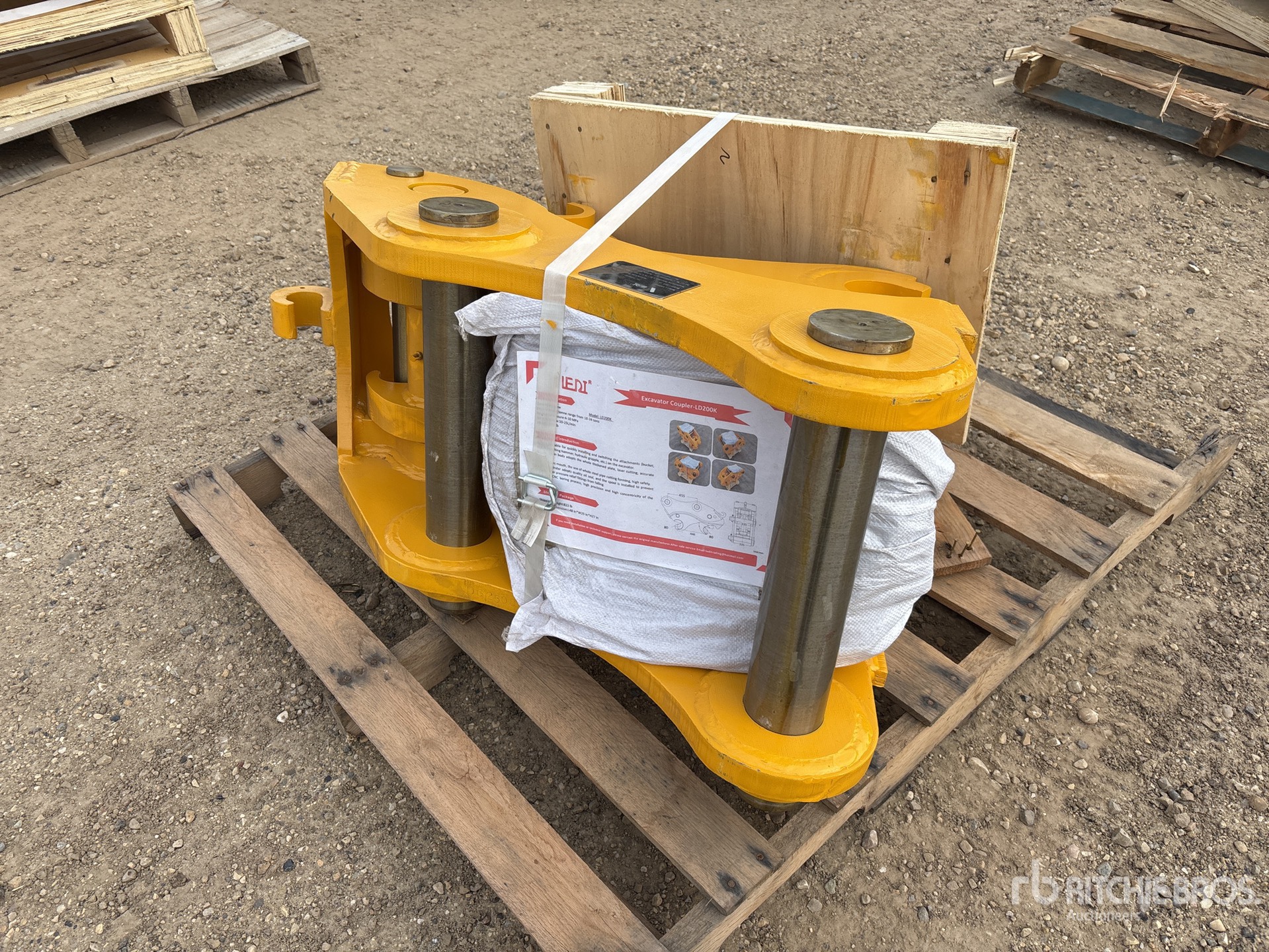 General Appearance with Bild, Ecke hinten rechts