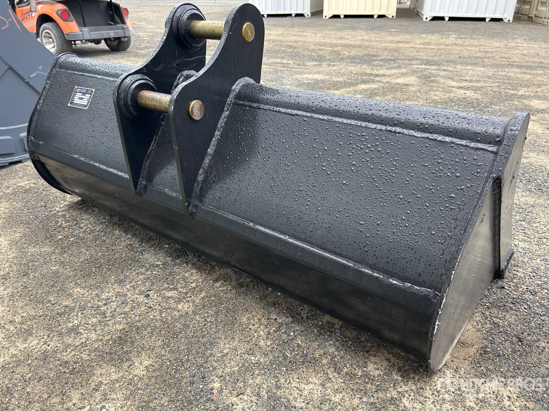 General Appearance with Picture, Right Rear Corner