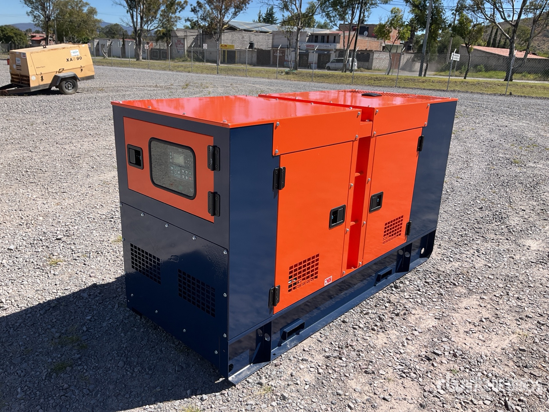 General Appearance with Featured Photo