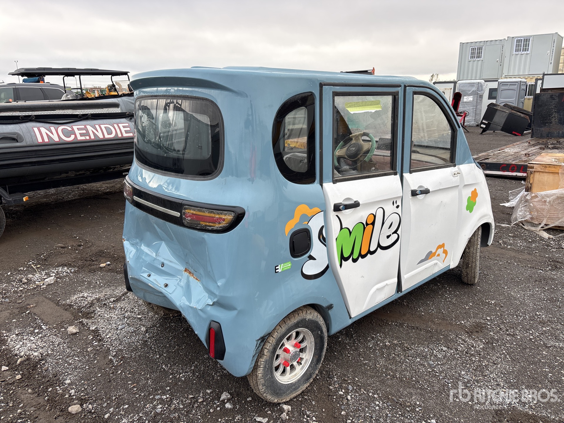 General Appearance with Picture, Right Rear Corner