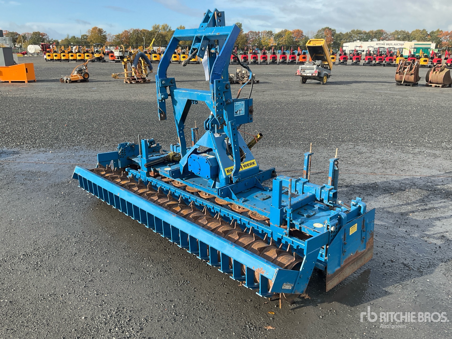 General Appearance with Bild, Ecke hinten rechts