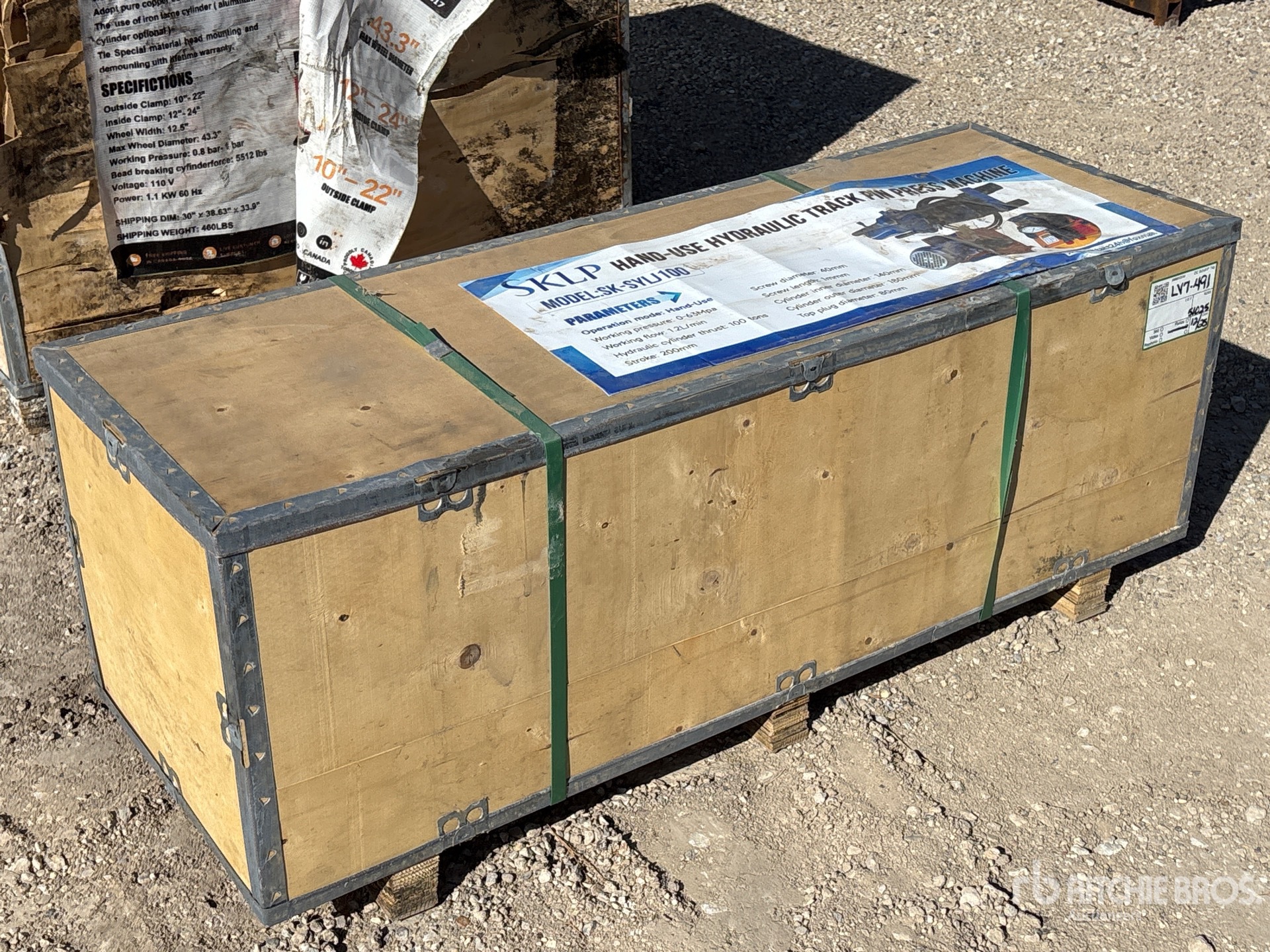 General Appearance with Picture, Right Front Corner