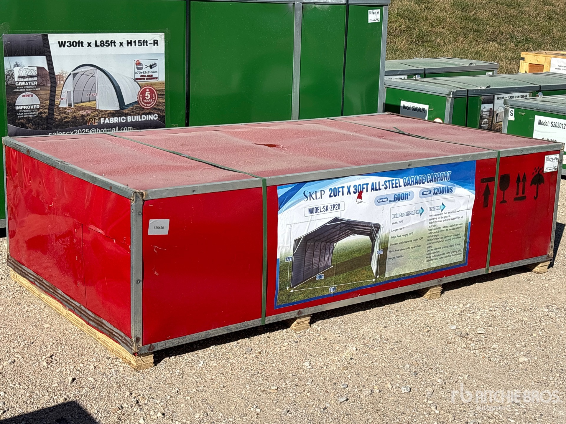 General Appearance with Bild, Ecke vorne rechts