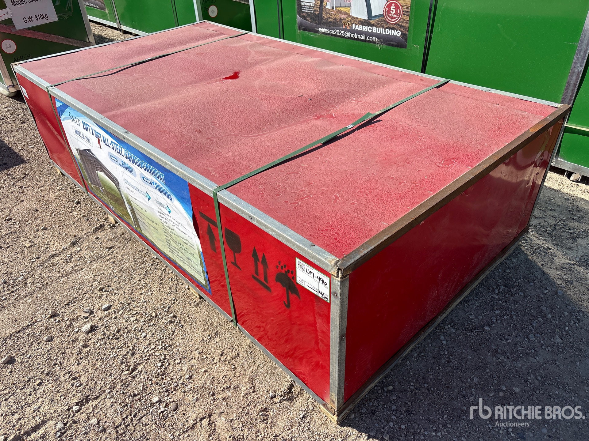 General Appearance with Bild, Ecke vorne links