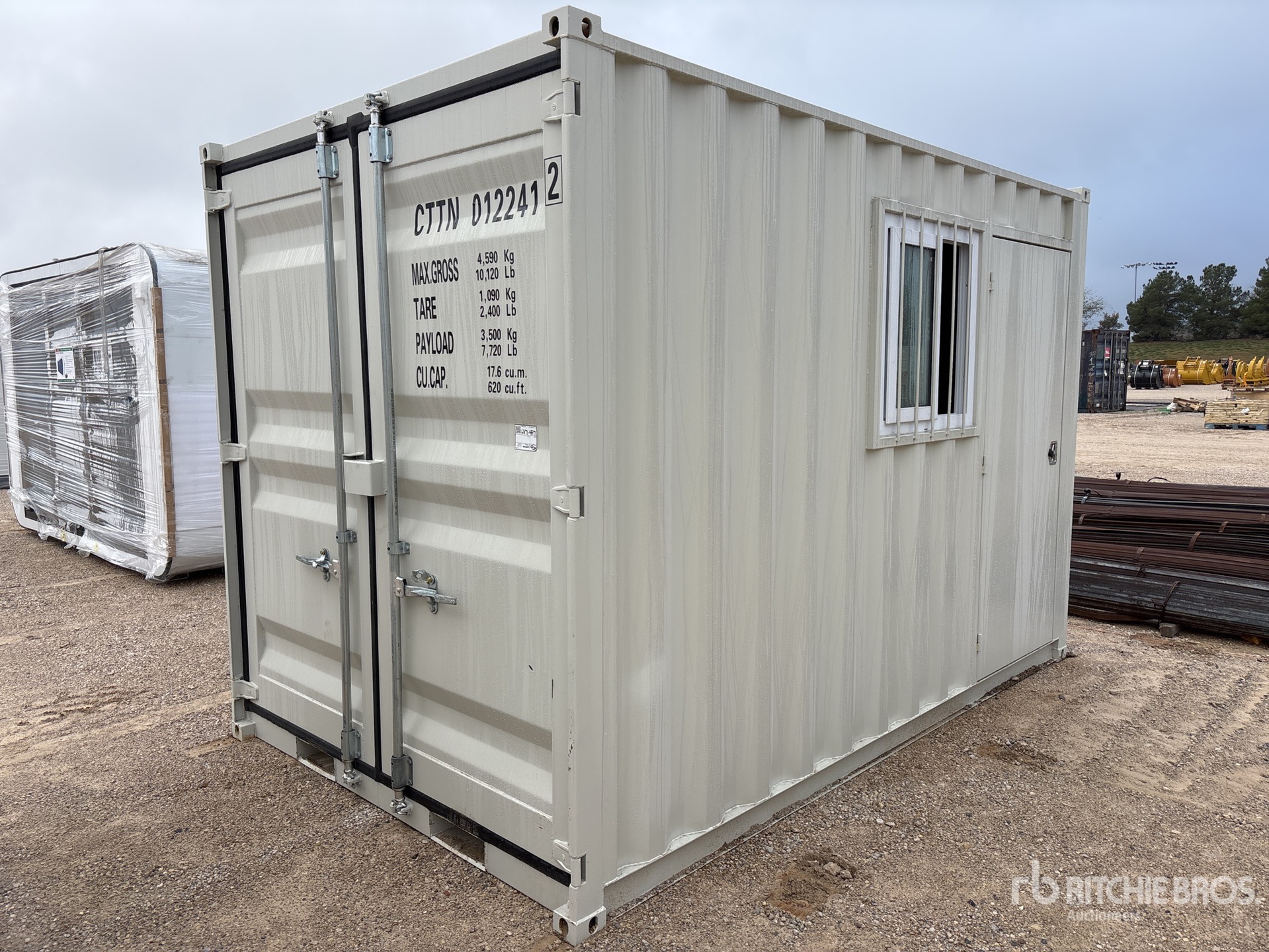 General Appearance with Picture, Left Front Corner