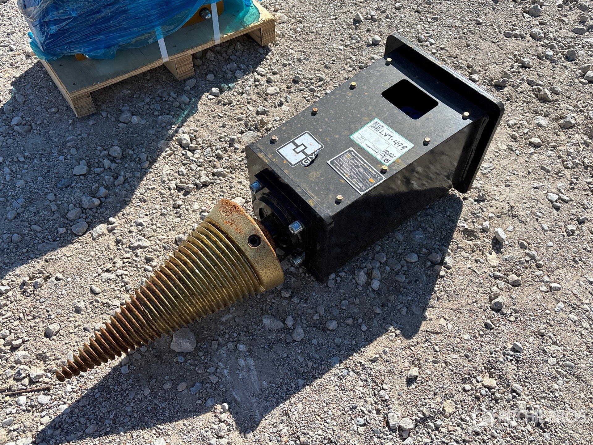 General Appearance with Bild, Ecke vorne links