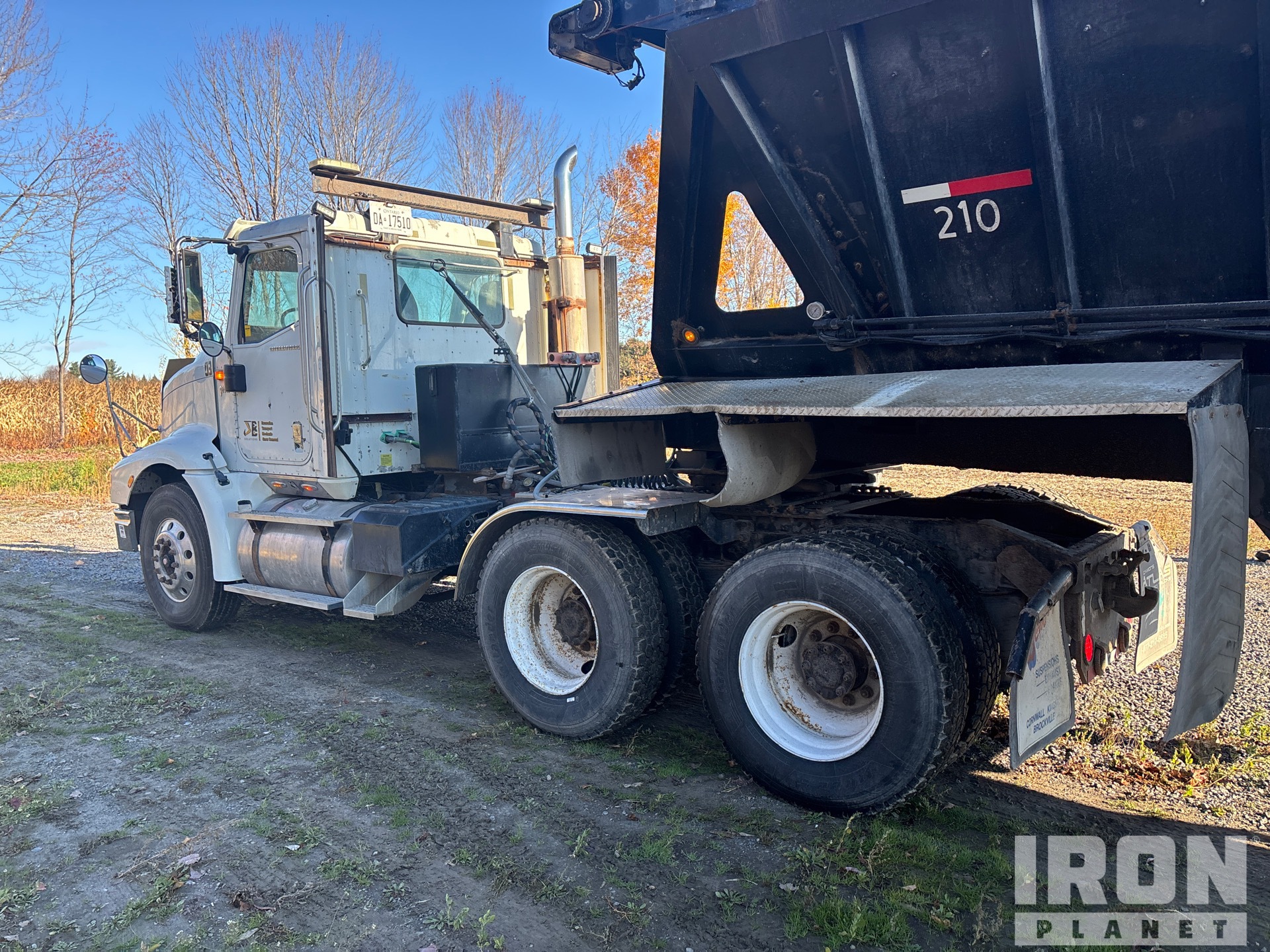 Aspect général with Image, coin arrière gauche