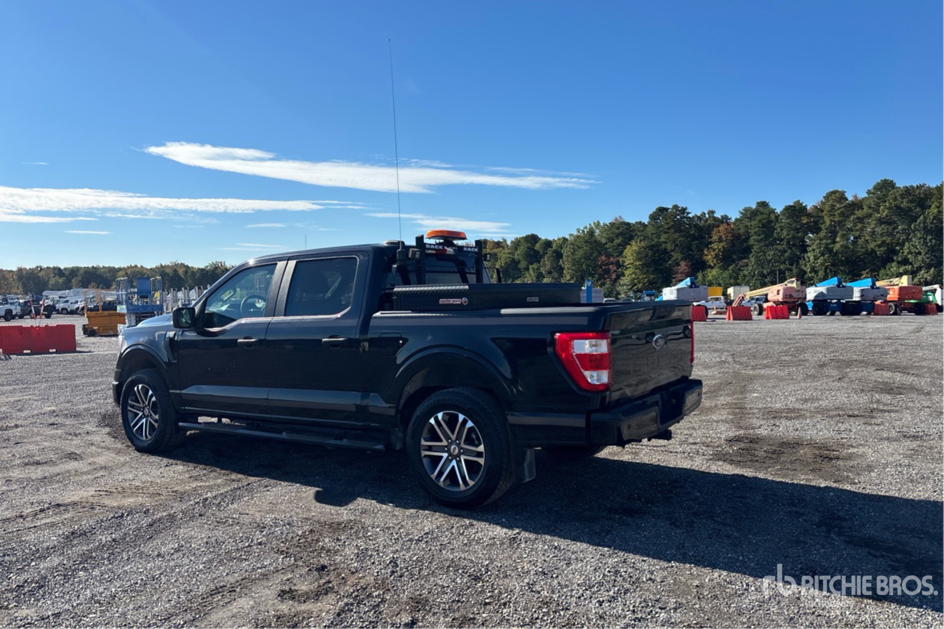 General Appearance with Picture, Left Rear Corner