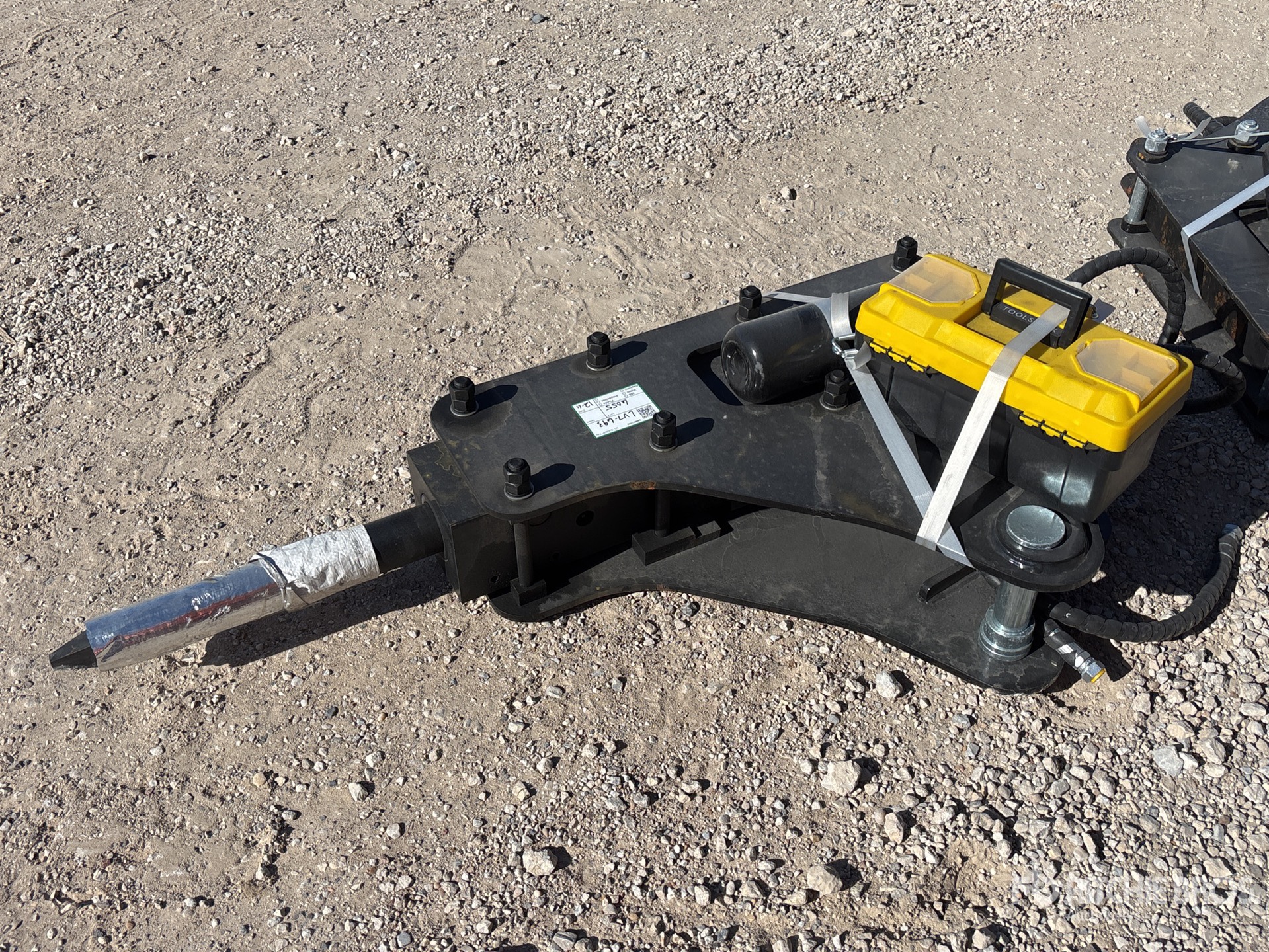 General Appearance with Picture, Left Rear Corner