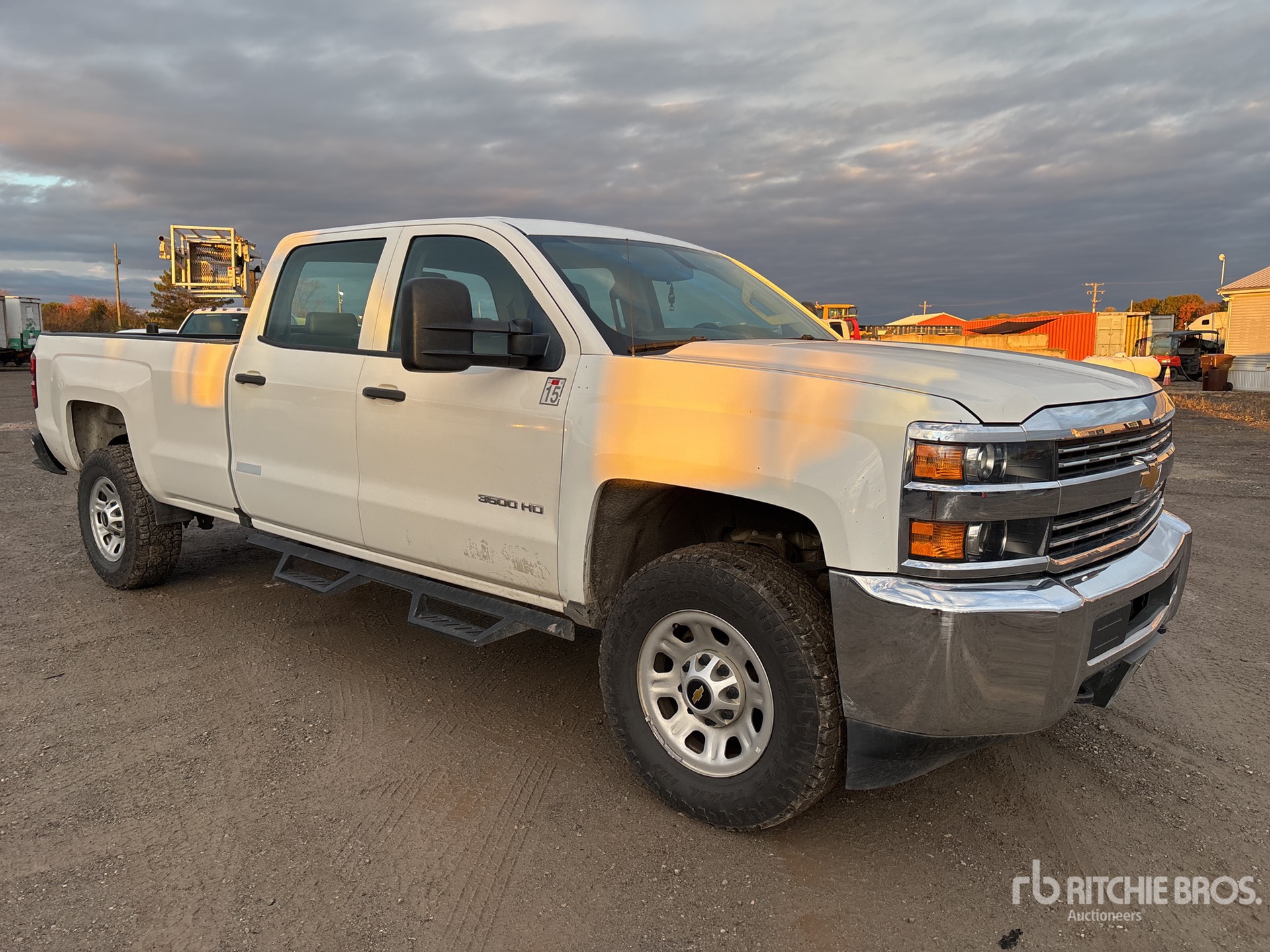 General Appearance with Picture, Right Front Corner