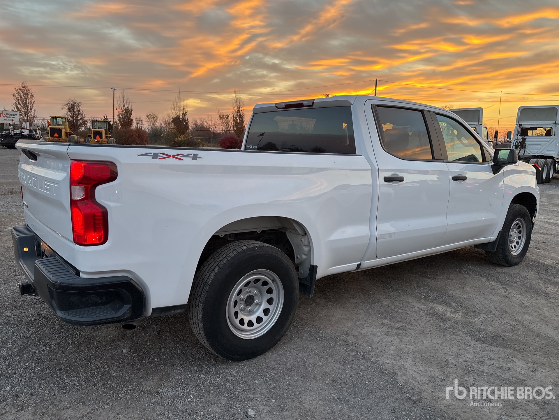 General Appearance with Picture, Right Rear Corner