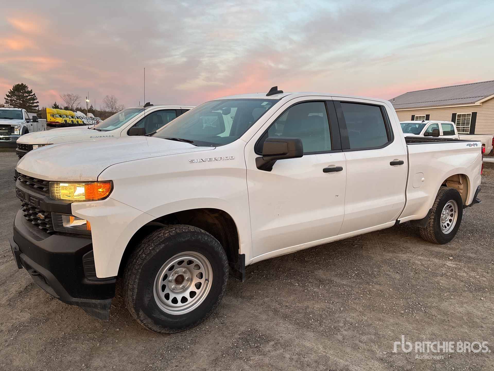 General Appearance with Picture, Left Front Corner