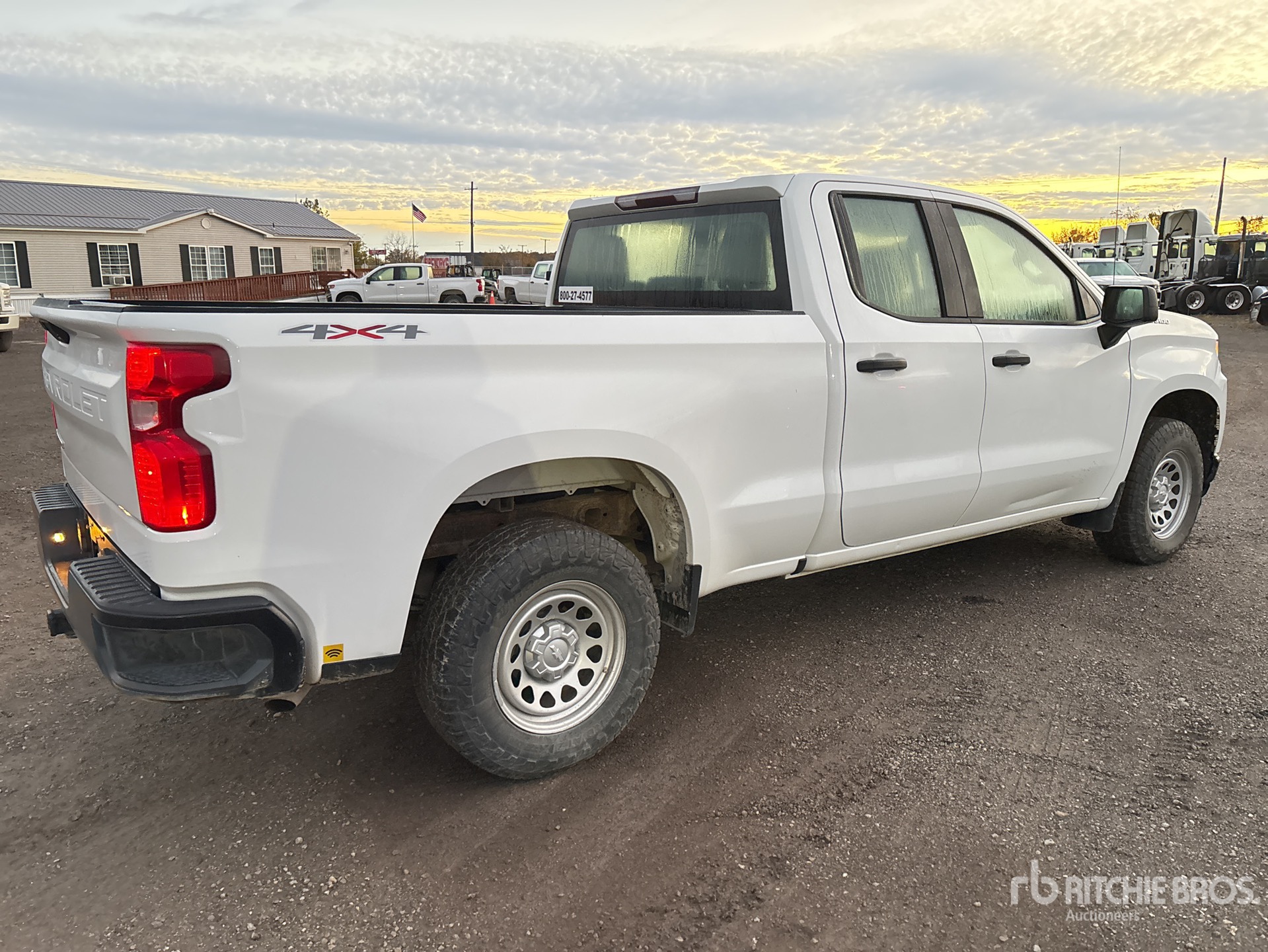 General Appearance with Picture, Right Rear Corner