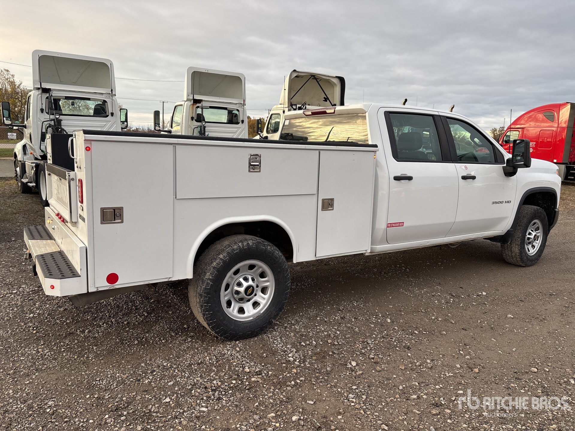 General Appearance with Picture, Right Rear Corner