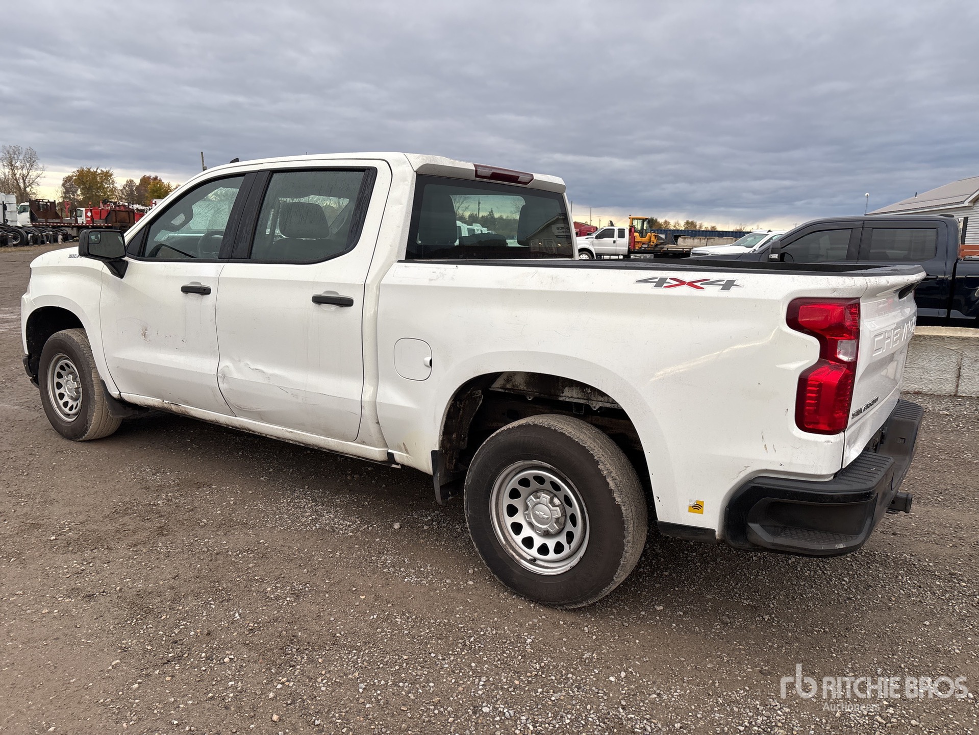 General Appearance with Picture, Left Rear Corner