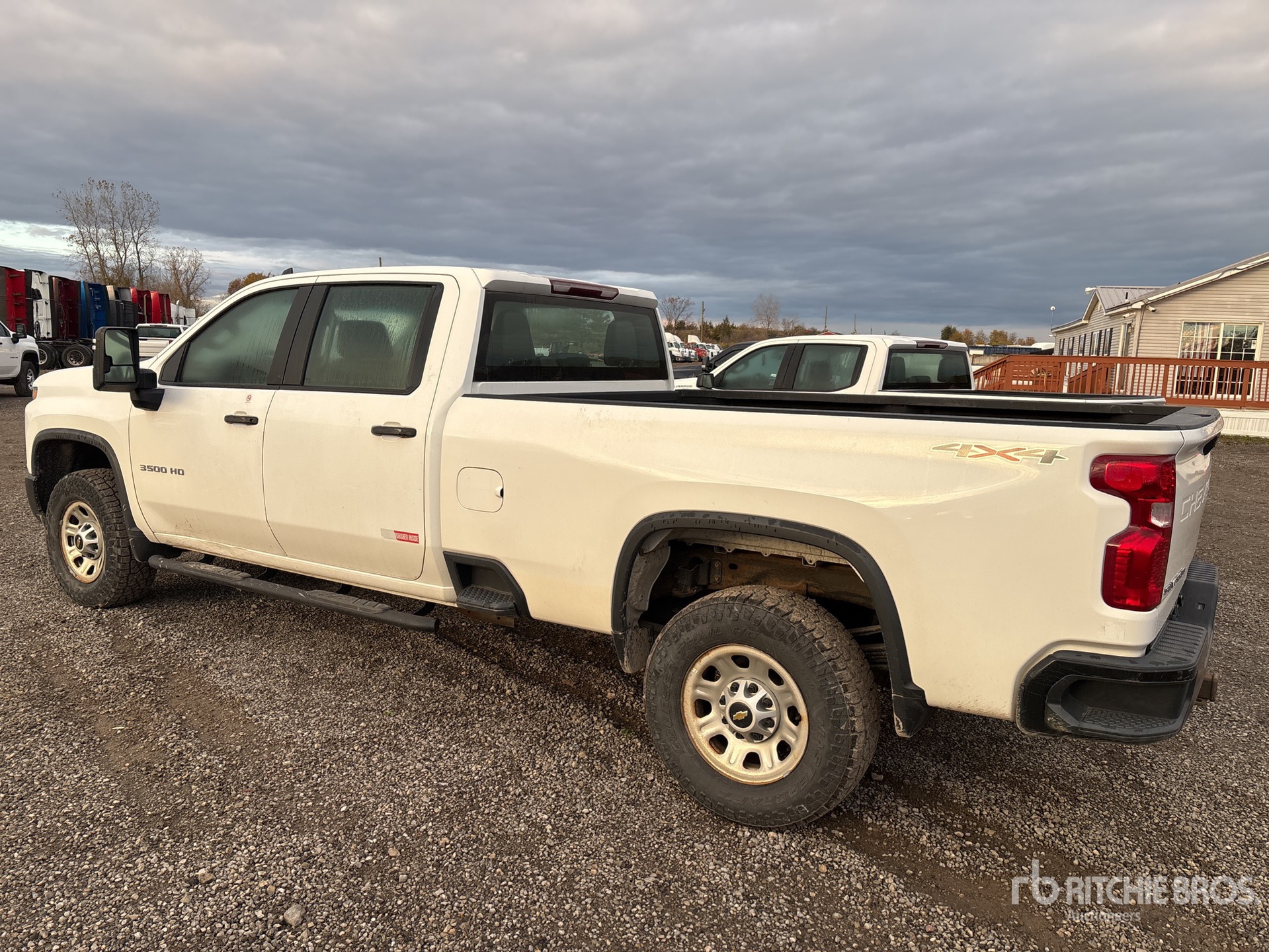 General Appearance with Picture, Left Rear Corner