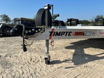 Features with Landing Gear / Tongue Jack