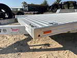 Features with Marker Lights Functional