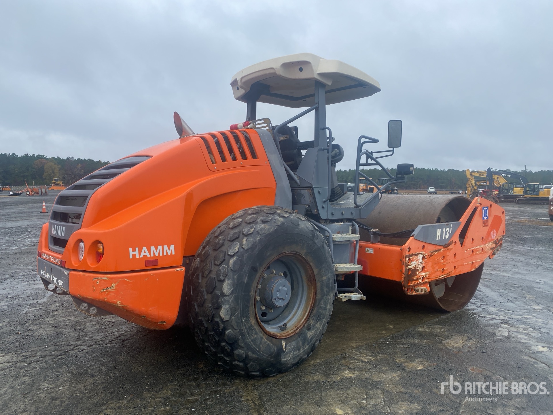 General Appearance with Imagen: esquina trasera derecha