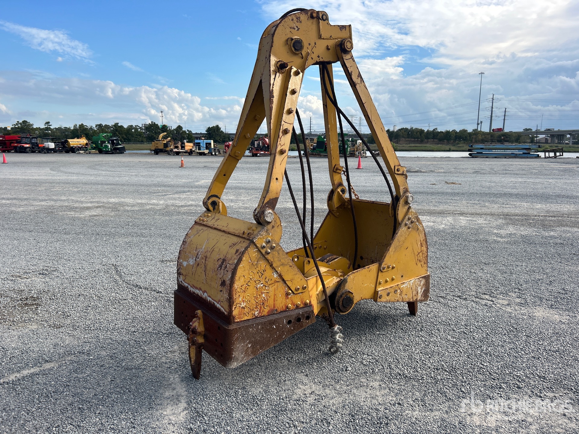 Aspect général with Image, coin arrière gauche