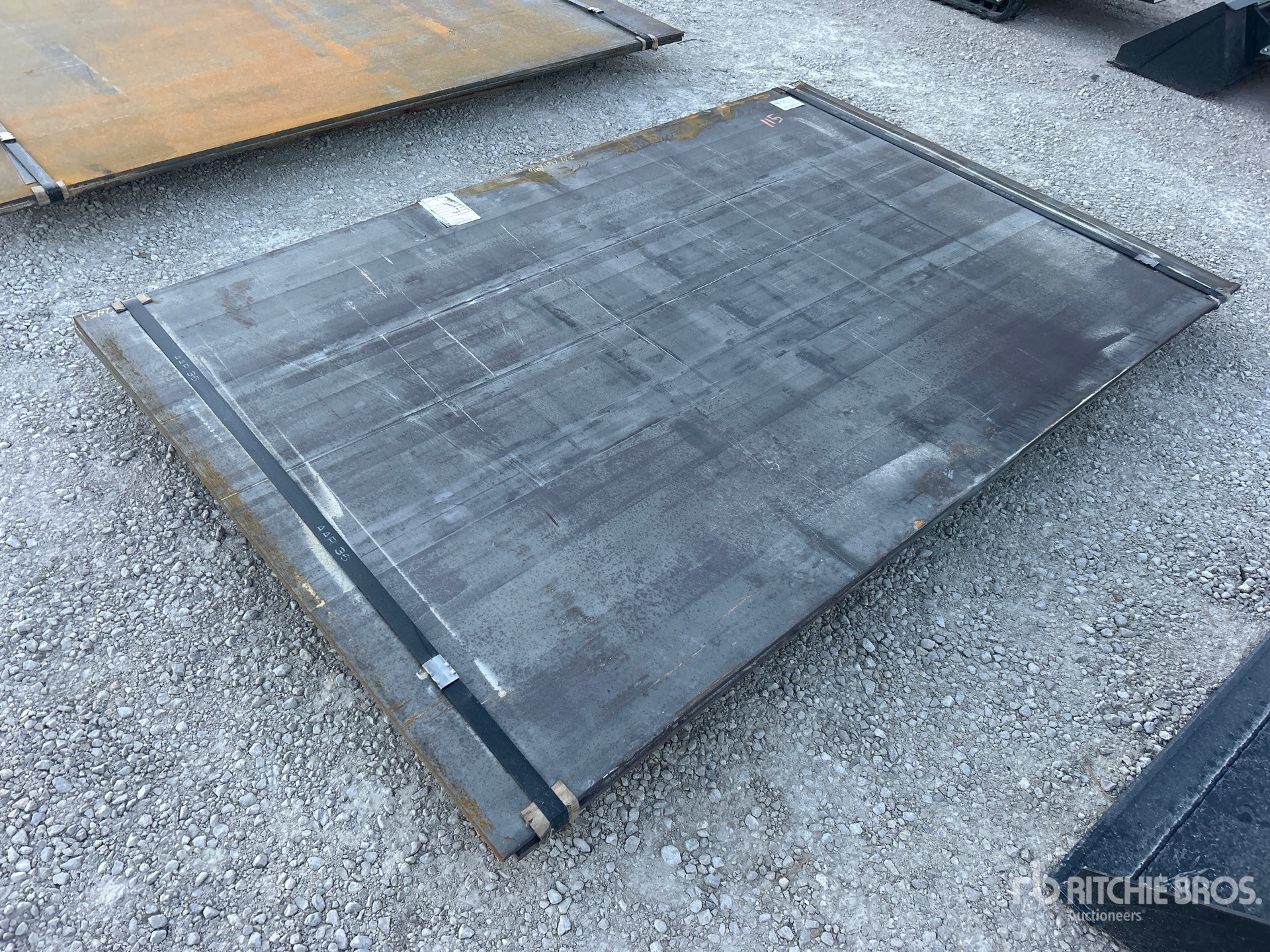 General Appearance with Bild, Ecke vorne rechts