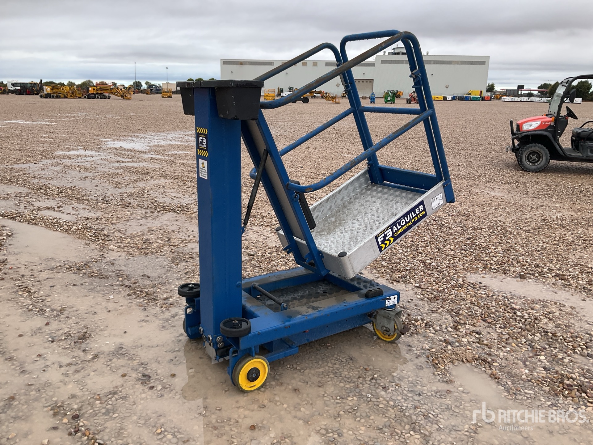 Aspect général with Image, coin arrière droit