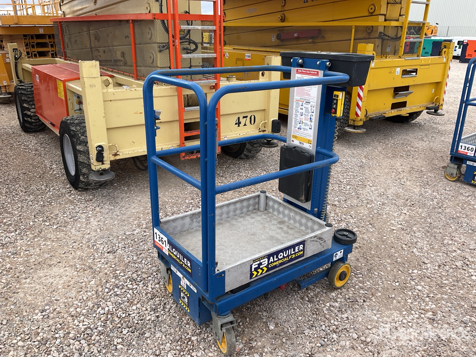 General Appearance with Picture, Left Front Corner