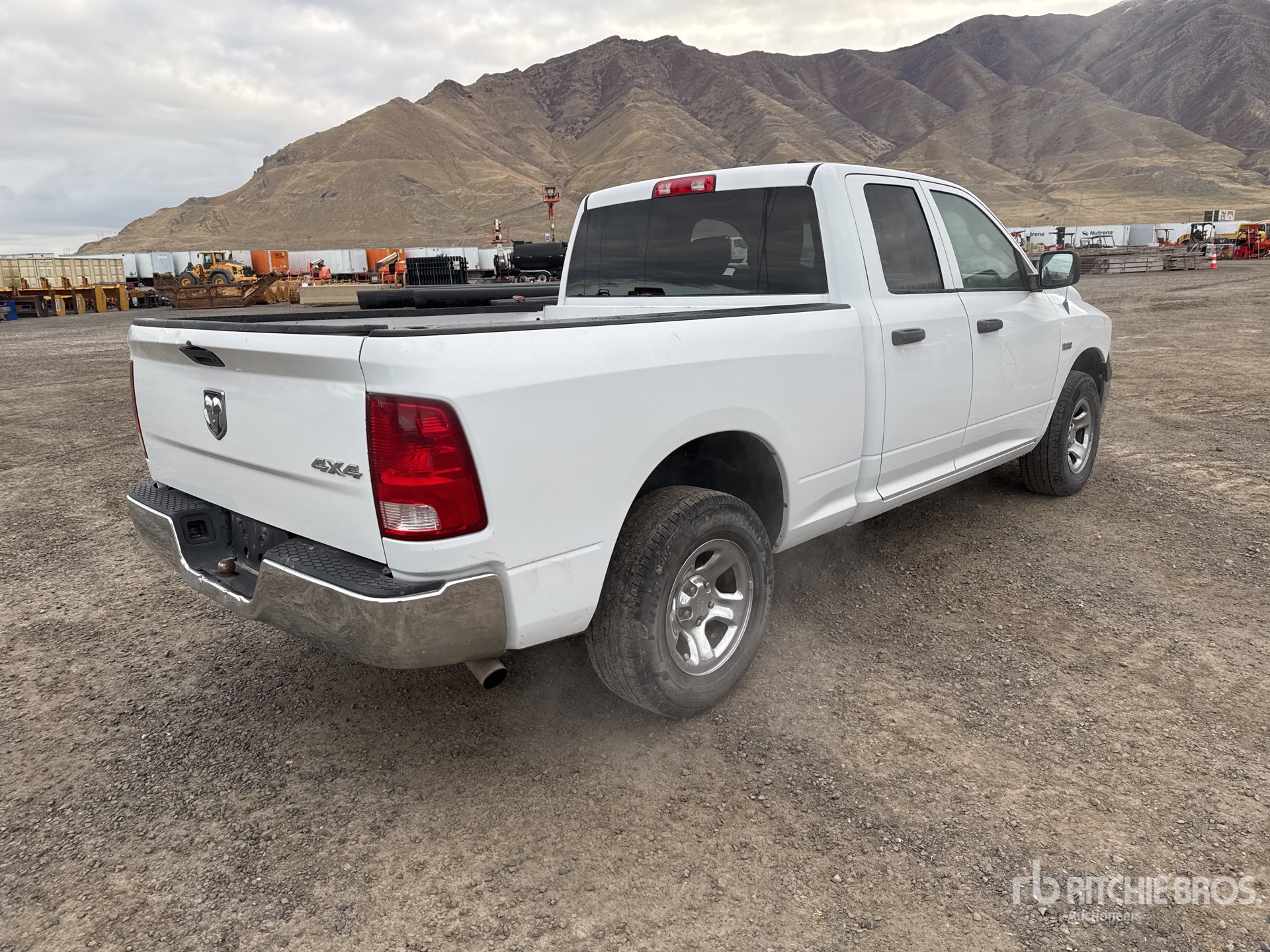 General Appearance with Picture, Right Rear Corner