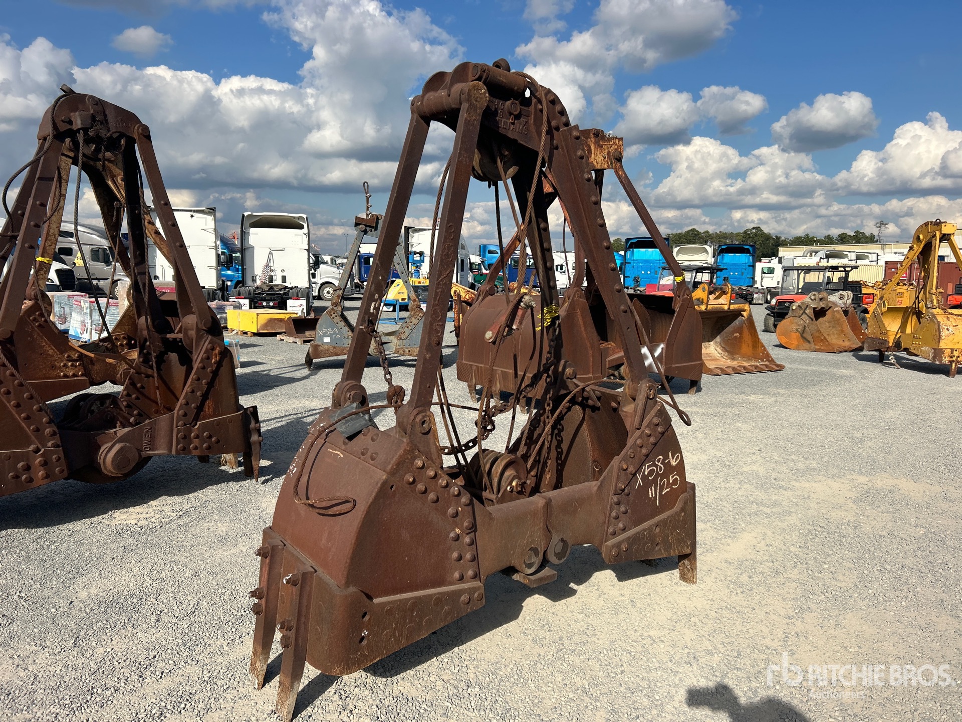 Aspect général with Image, coin avant droit