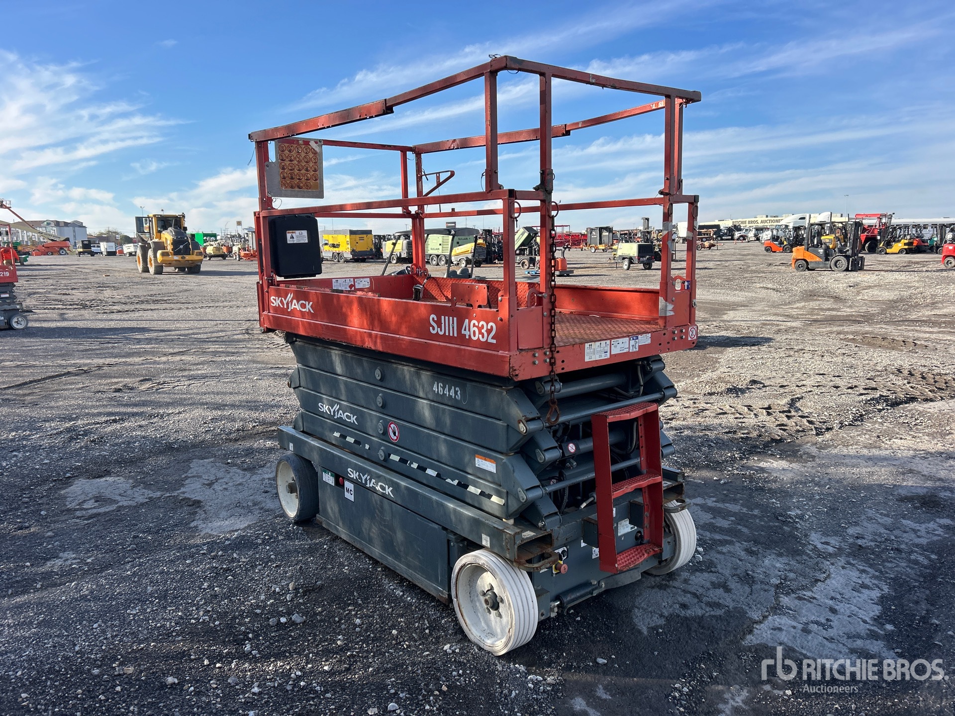 General Appearance with Imagen: esquina trasera izquierda