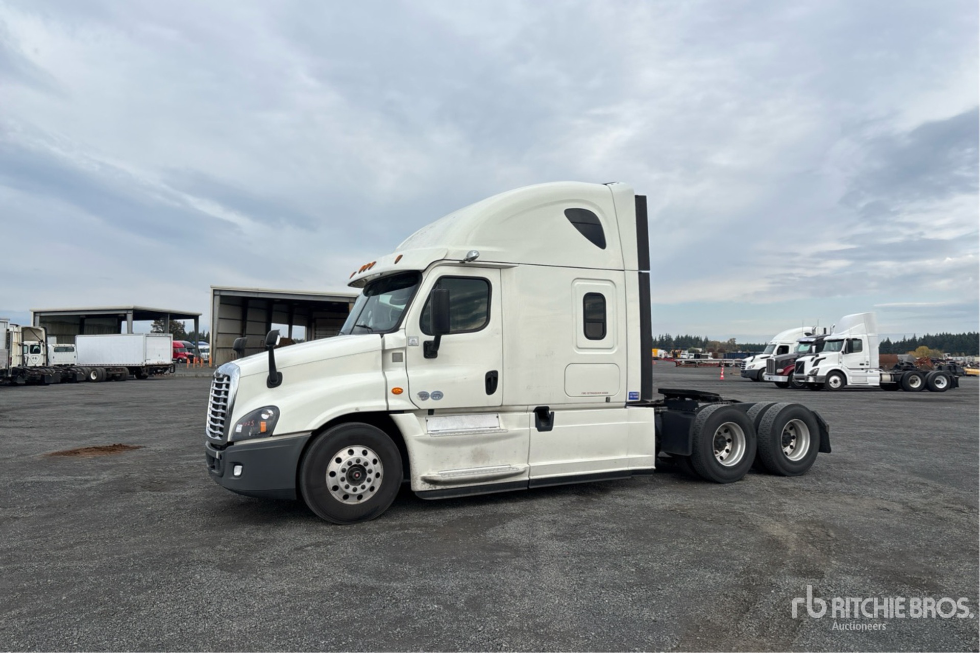 Aspect général with Image, coin avant gauche