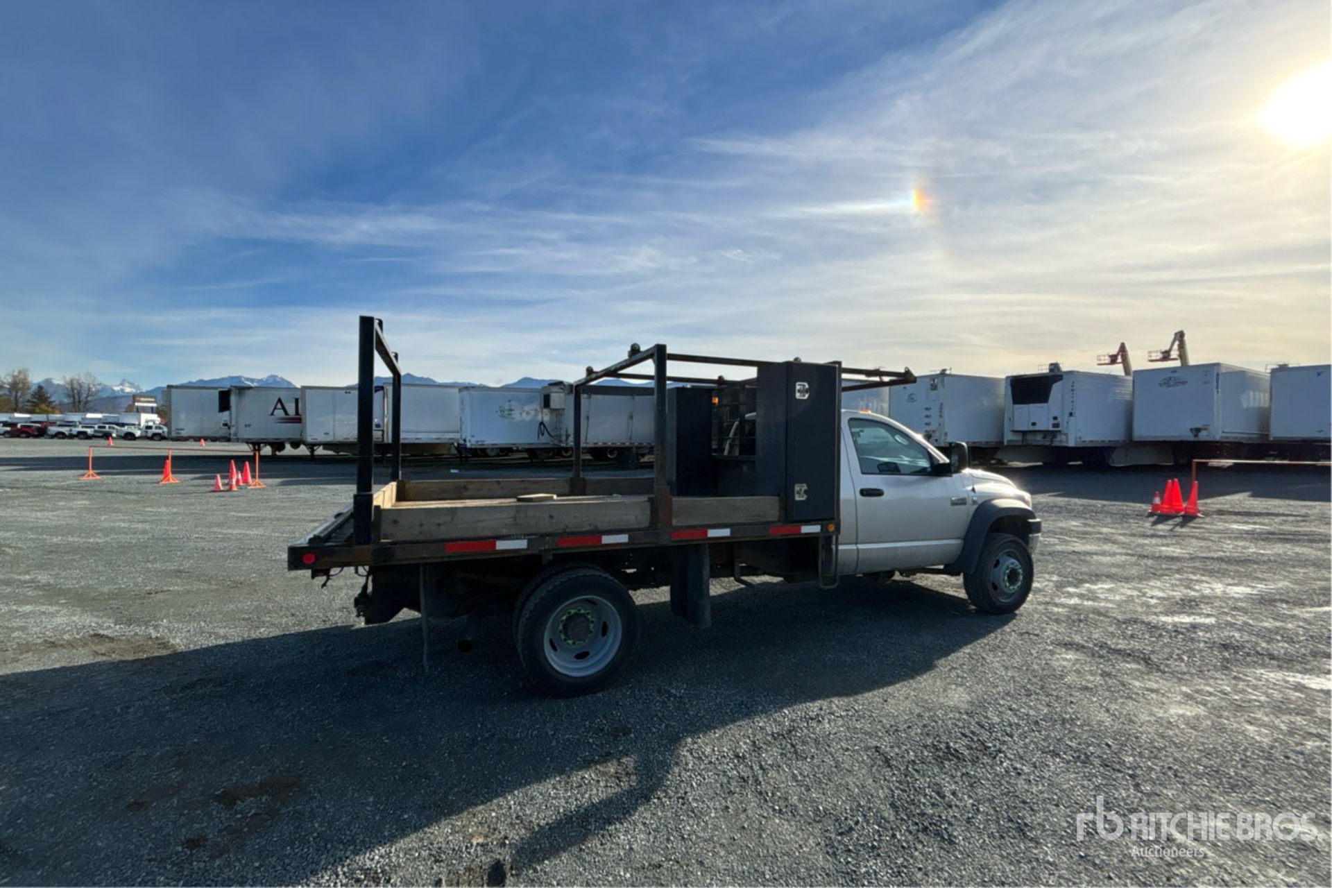 General Appearance with Picture, Right Rear Corner