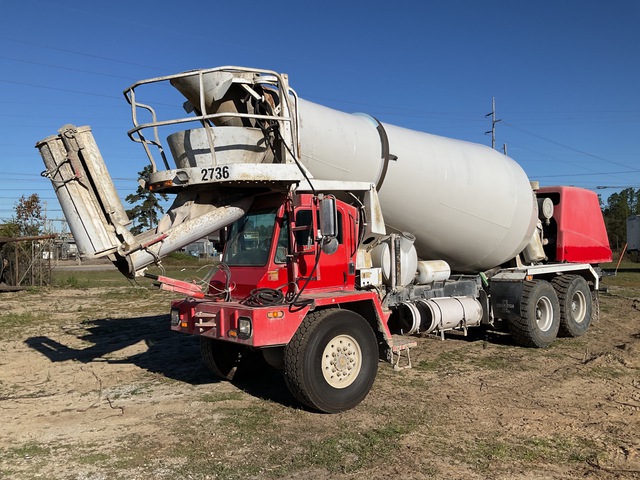 2007 Oshkosh S-2346 6x4 Front Discharge Mixer Truck 2007 Oshkosh S-2346 6x4 Front Discharge Mixer Truck