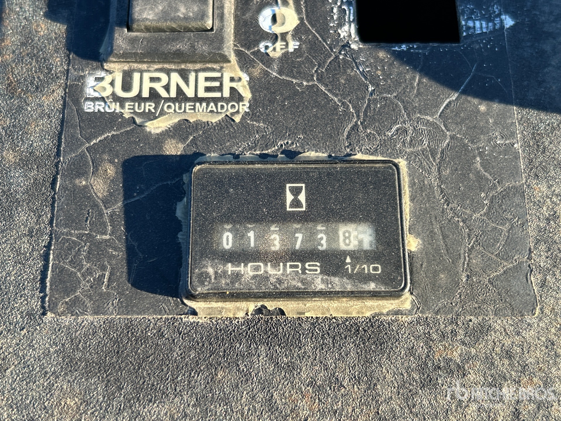 General Appearance with Hour Meter / Odometer