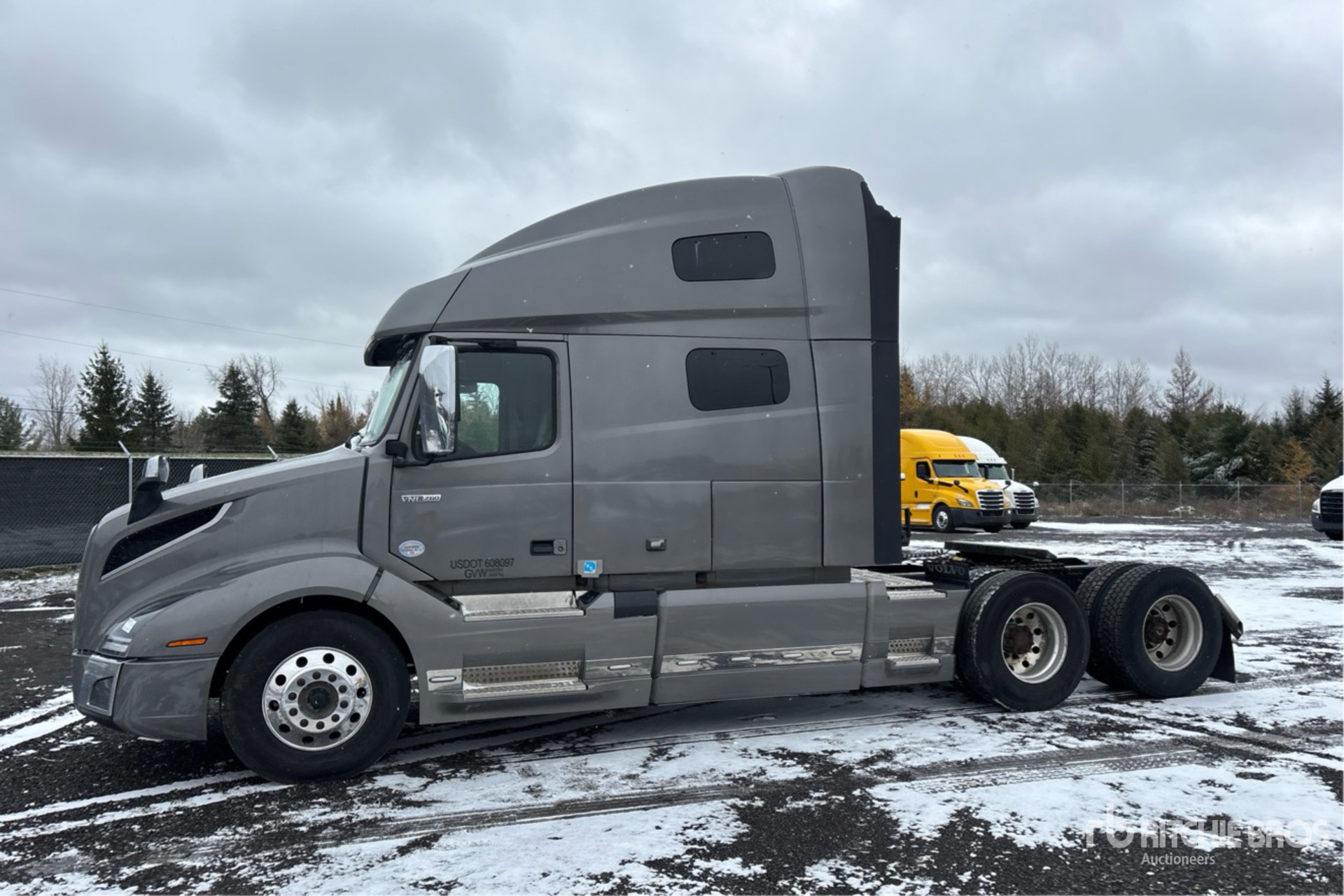 Aspect général with Image, coin avant gauche