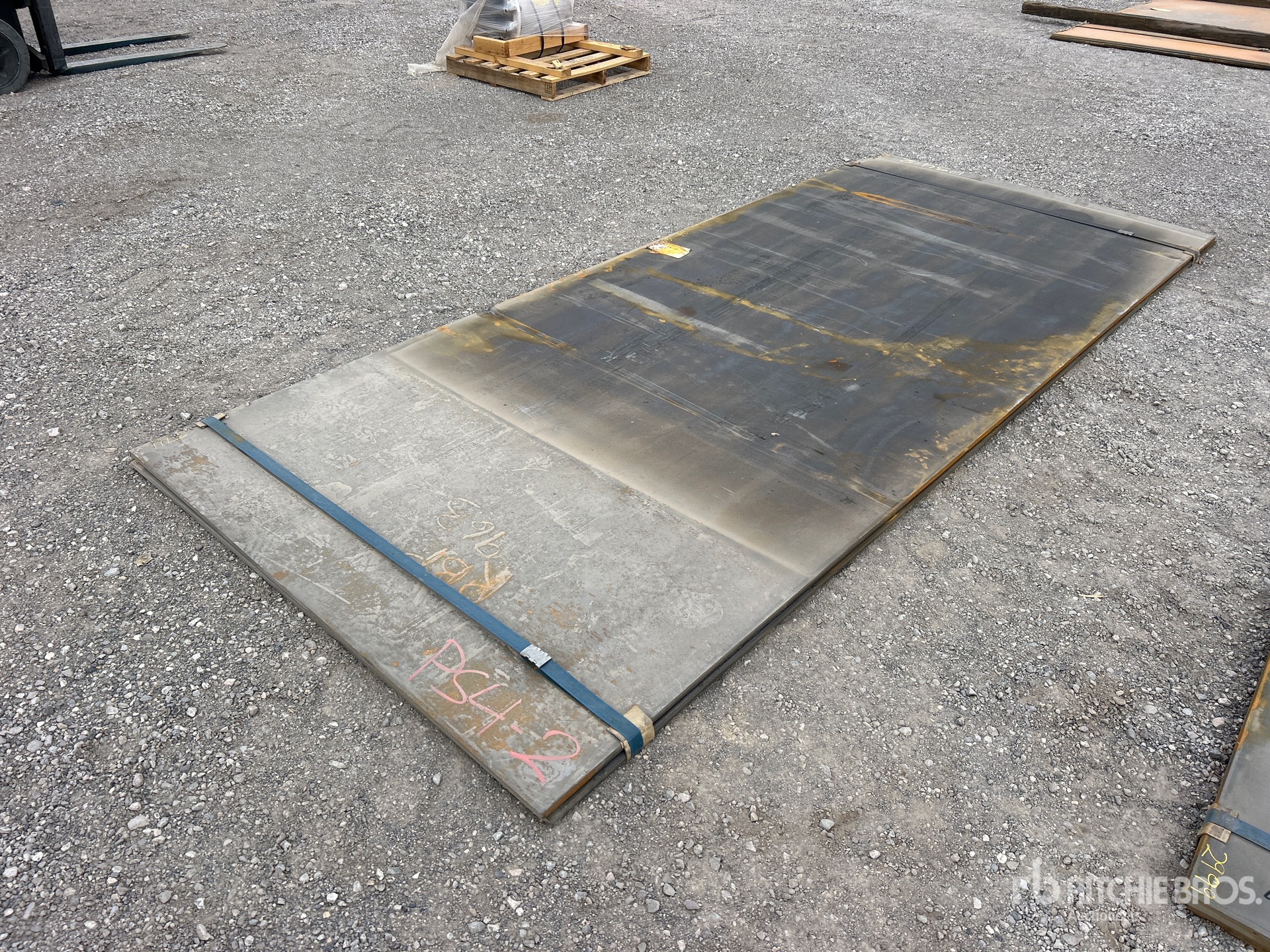 General Appearance with Bild, Ecke hinten links