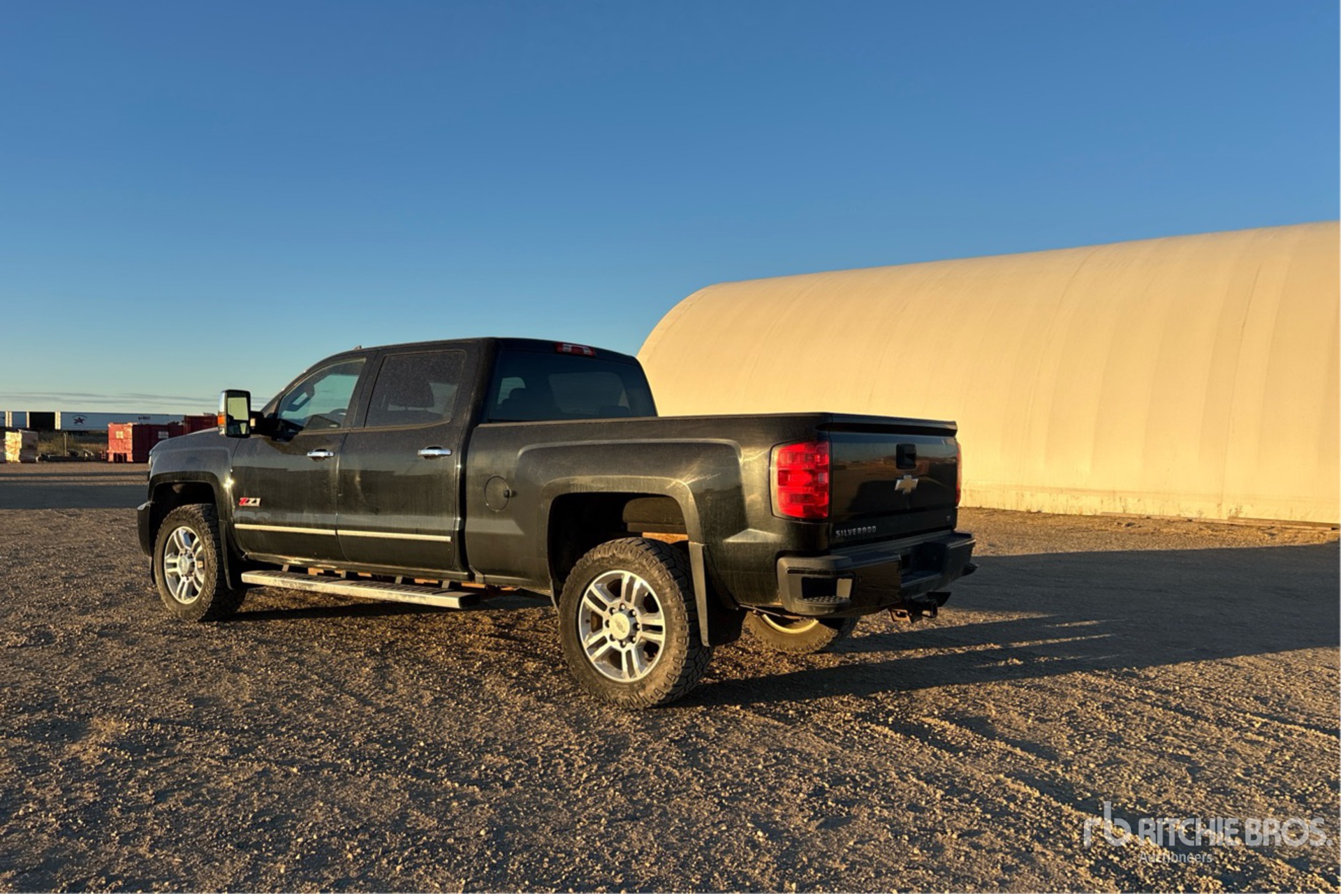 General Appearance with Picture, Left Rear Corner