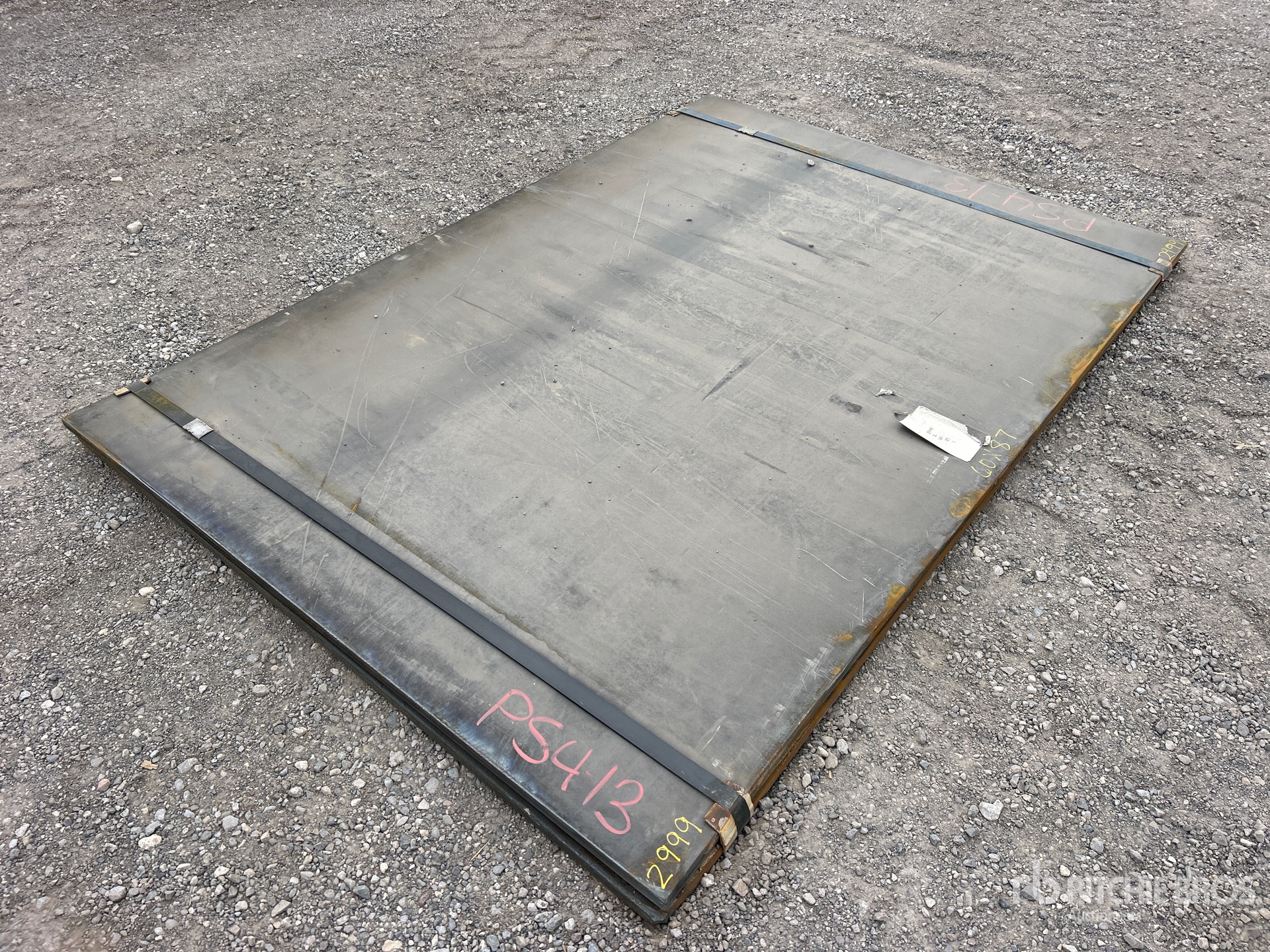 General Appearance with Bild, Ecke vorne rechts